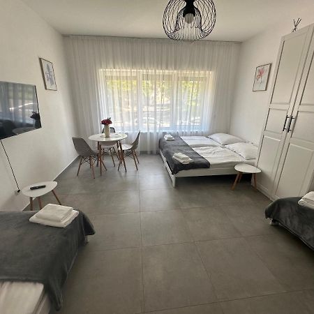 Appartement Rezidence Kbely - Free Parking à Prague Extérieur photo